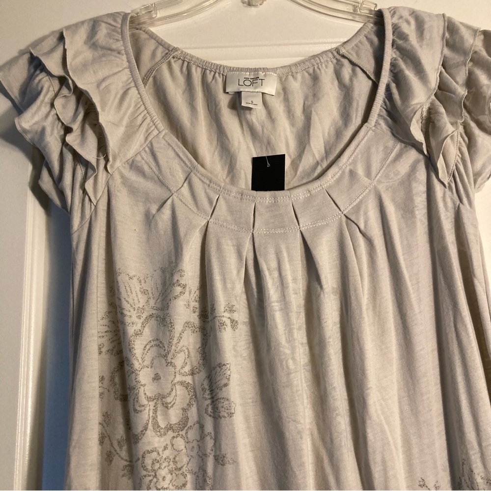 Floral Ruffle Sleeve Top NWT - Picture 3 of 11